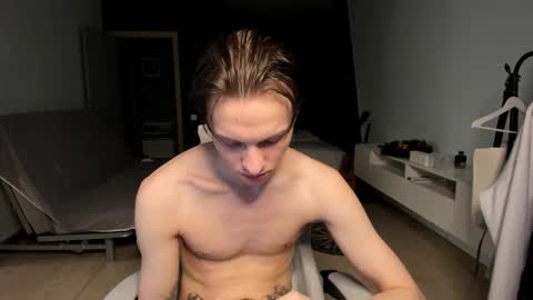 Romeo online show from February 1, 6:49 pm