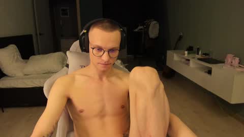 Snapshot of romeo_mercy chatting on February 10, 5:41 pm Romeo online show from February 10, 5:41 pm