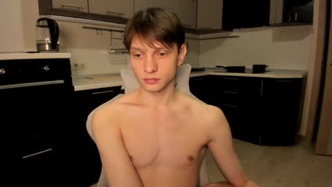 Snapshot of romeo_mercy chatting on November 1, 10:09 pm Romeo online show from November 1, 10:09 pm