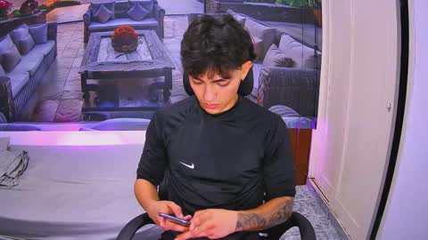 Snapshot of romeomillerr chatting on October 1, 7:57 pm Romeo online show from October 1, 7:57 pm