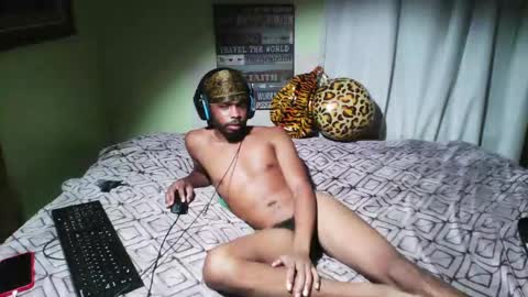 Snapshot of romeotyn chatting on September 29, 1:26 am romeotyn online show from September 29, 1:26 am