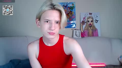 Snapshot of ron_vilss chatting on September 29, 8:46 am Ron online show from September 29, 8:46 am