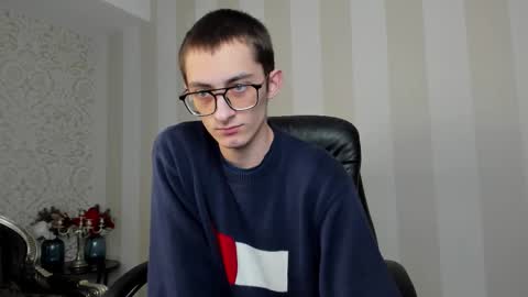 ronbevs online show from March 18, 7:09 pm