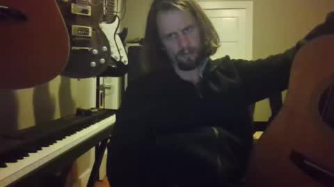 ronniejohnston13 online show from November 8, 9:12 am