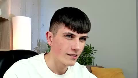 Rony online show from March 6, 8:30 pm