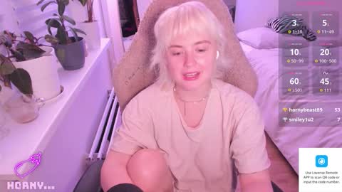 reesha . online show from November 6, 1:14 pm