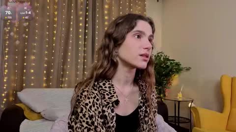 Kylie online show from January 7, 5:18 pm