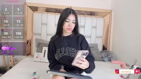 Snapshot of rosannaking chatting on March 7, 11:27 pm Aleja online show from March 7, 11:27 pm