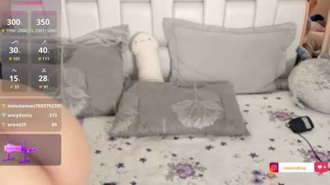 Snapshot of rosannaking chatting on March 4, 2:17 am Aleja online show from March 4, 2:17 am