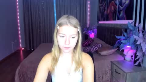 RosaRising online show from June 25, 4:31 am