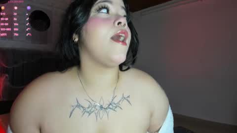 Snapshot of rose_barbara chatting on October 14, 12:08 pm Barbara rose online show from October 14, 12:08 pm