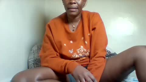 Snapshot of rose_coco chatting on October 5, 7:54 pm rose_coco online show from October 5, 7:54 pm