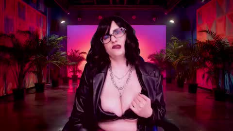 Rosebloom online show from October 10, 5:02 am