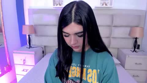 Rose online show from September 25, 1:18 pm