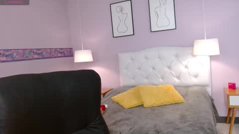 Snapshot of rosee20_ chatting on October 14, 3:20 am sofia online show from October 14, 3:20 am