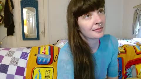 Rose Frostpond online show from May 26, 4:35 pm