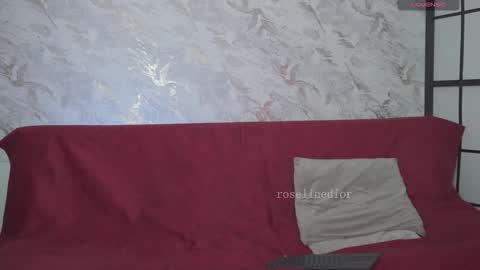 Lyla OF roselinedior online show from March 7, 2:17 pm