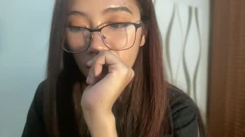 rosemae07 online show from March 9, 2:54 pm