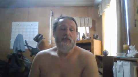 Snapshot of rosepanda chatting on February 23, 2:35 pm Lost4gain online show from February 23, 2:35 pm