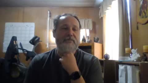 Snapshot of rosepanda chatting on February 17, 2:28 pm Lost4gain online show from February 17, 2:28 pm