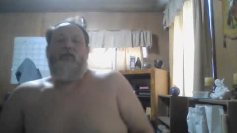 Snapshot of rosepanda chatting on February 25, 2:48 pm Lost4gain online show from February 25, 2:48 pm