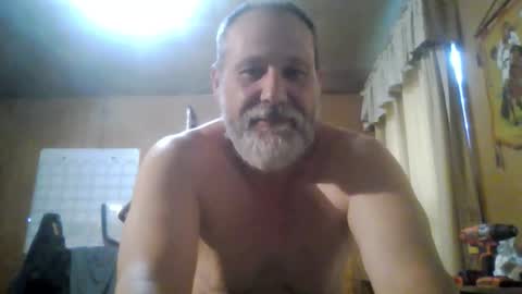 Snapshot of rosepanda chatting on October 14, 10:13 pm Lost4gain online show from October 14, 10:13 pm