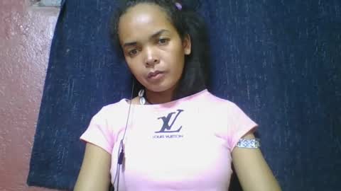 Snapshot of rosia685234 chatting on March 1, 8:53 pm rosia685234 online show from March 1, 8:53 pm