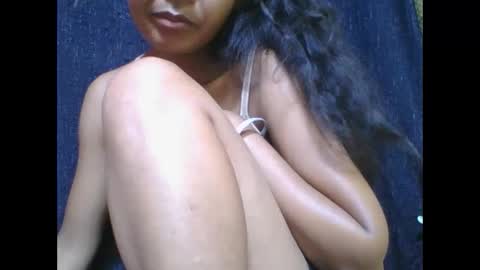Snapshot of rosia685234 chatting on September 21, 6:50 am rosia685234 online show from September 21, 6:50 am