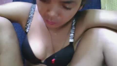 Snapshot of rosia685234 chatting on October 12, 7:27 pm rosia685234 online show from October 12, 7:27 pm
