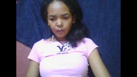 Snapshot of rosia685234 chatting on March 12, 8:41 am rosia685234 online show from March 12, 8:41 am