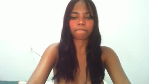 Snapshot of ross_saky chatting on September 26, 8:06 pm ross_saky online show from September 26, 8:06 pm