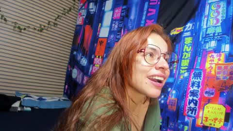 Snapshot of rosse_25 chatting on February 8, 4:14 pm Would you like to help me with supplementation and sports suits so I can compete in powerlifting online show from February 8, 4:14 pm