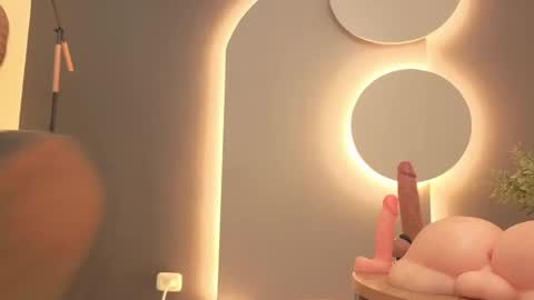 Snapshot of rosse_98_ chatting on October 2, 1:10 pm Miss Rosse online show from October 2, 1:10 pm