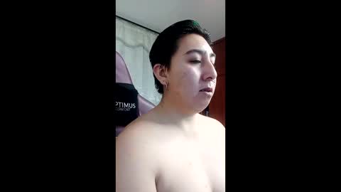 ROSSE DEMOND  online show from February 4, 10:35 pm