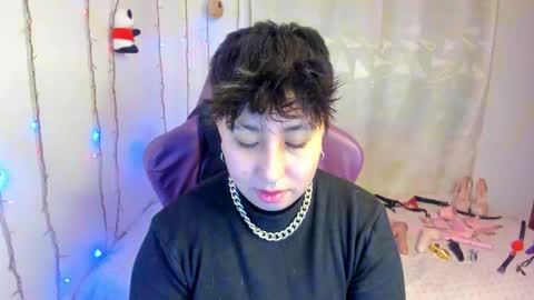 ROSSE DEMOND  online show from March 2, 11:55 pm