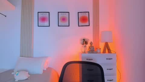 rossy_x online show from November 25, 6:50 pm