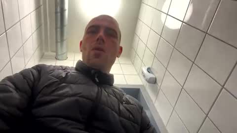 rotteei1 online show from November 27, 10:12 am