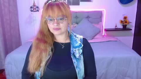 rousee_10_ online show from May 19, 2:57 pm