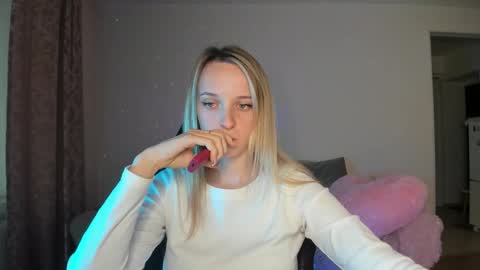 Snapshot of rousereed chatting on September 30, 1:32 pm Rouse online show from September 30, 1:32 pm