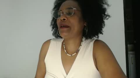 luxa online show from October 23, 10:43 pm