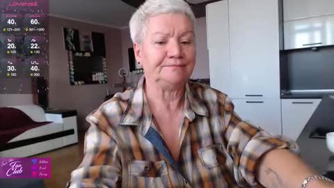 Roxana online show from February 5, 1:25 pm