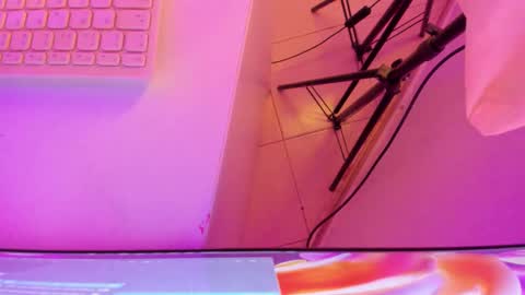 Roxane online show from February 11, 3:21 am