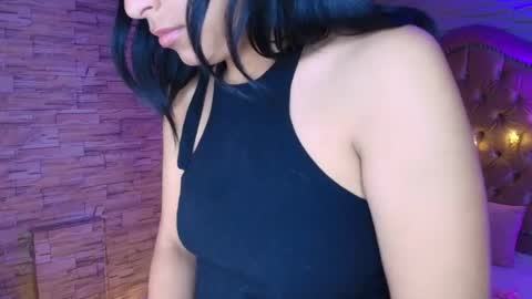 Snapshot of roxanne_han chatting on September 26, 11:51 am roxanne_han online show from September 26, 11:51 am