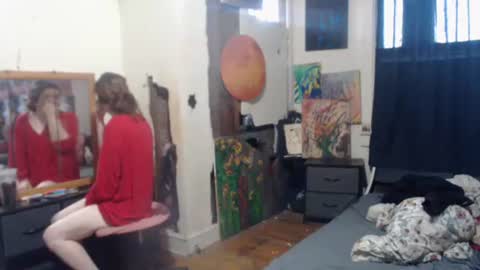 Snapshot of roxanneroulette chatting on February 8, 11:34 pm Silver online show from February 8, 11:34 pm