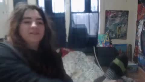 Snapshot of roxanneroulette chatting on February 13, 1:37 pm Silver online show from February 13, 1:37 pm