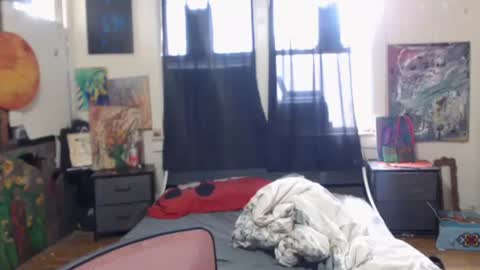 Snapshot of roxanneroulette chatting on February 7, 4:46 pm Silver online show from February 7, 4:46 pm