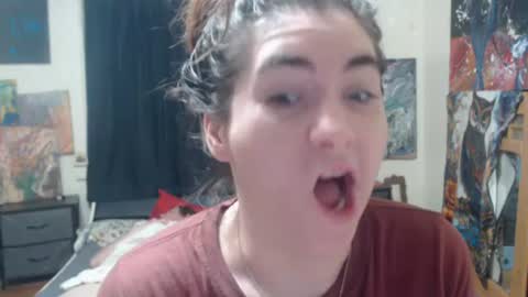 Snapshot of roxanneroulette chatting on February 8, 12:06 pm Silver online show from February 8, 12:06 pm