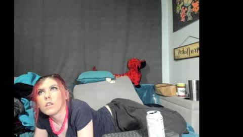 roxihazeleyes online show from September 14, 9:22 am