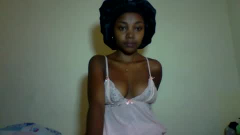 Roxilita online show from June 24, 7:04 am