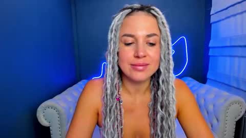 Roxy online show from September 18, 2:15 am